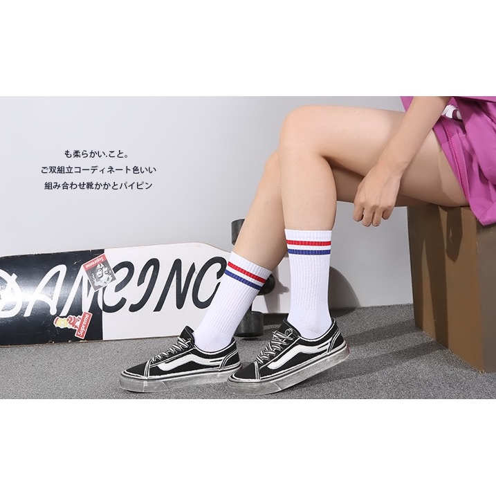 Vớ cotton Trắng Đen cao cổ Nam Nữ phong cách đơn giản, thể thao, đường phố.