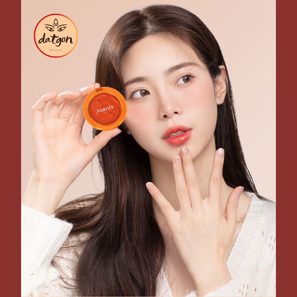 Phấn má hồng Maffick, má hồng nội địa 2 màu thiết kế hình bông hoa tông nude xinh xắn 2021 | BigBuy360 - bigbuy360.vn