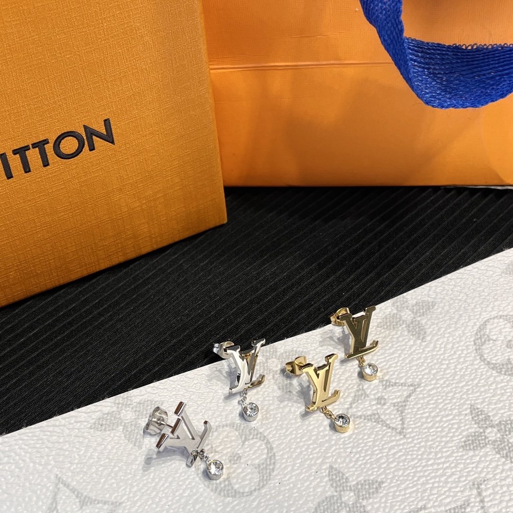 LOUIS VUITTON Khuyên Tai Tròn Bằng Thép Titan In Logo LV Thời Trang