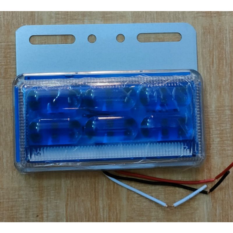 Đèn sườn LED 6D , giá 1 hộp 2 cái , không có dòng 7 màu ở dưới