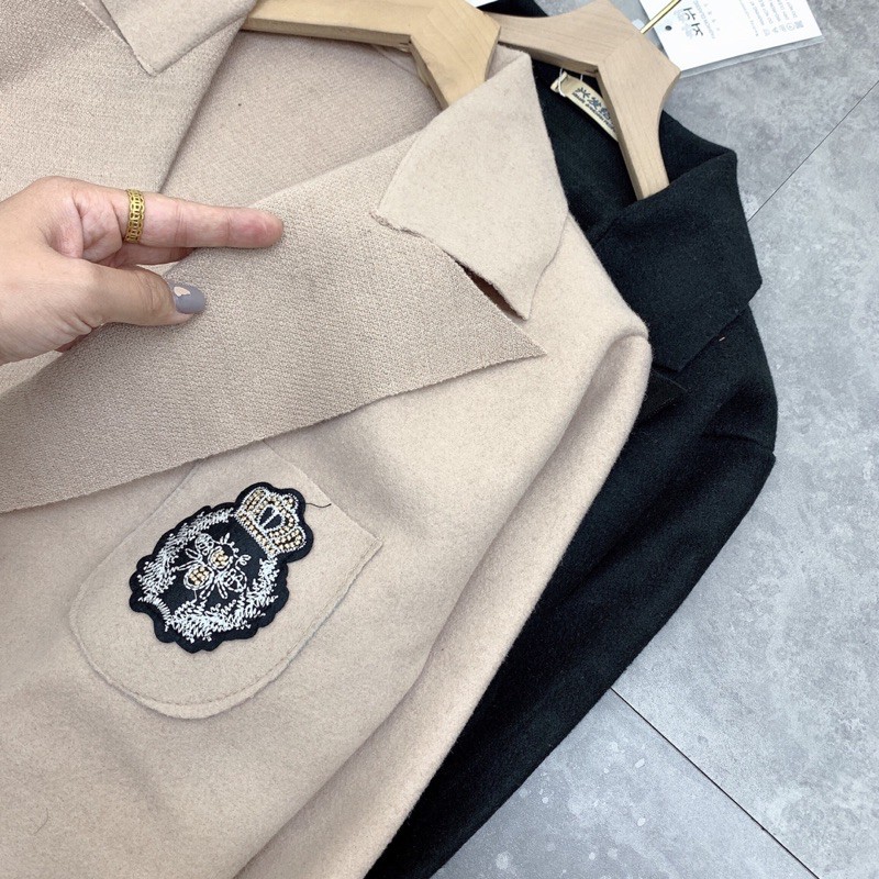 Áo dạ Vest Logo Đen hàng sẵn | BigBuy360 - bigbuy360.vn