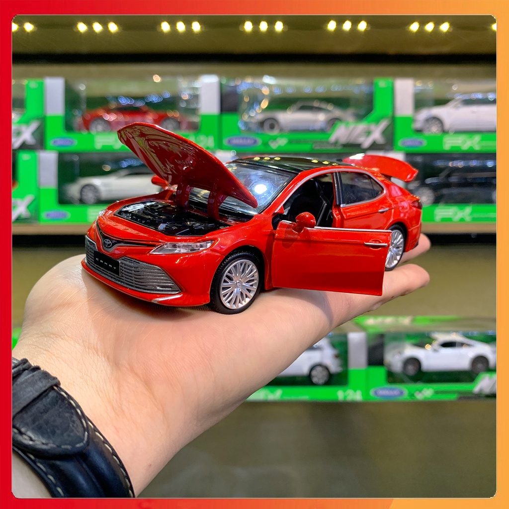 Xe mô hình Toyota Camry 2019 tỉ lệ 1:32 hãng MSZ 3 màu