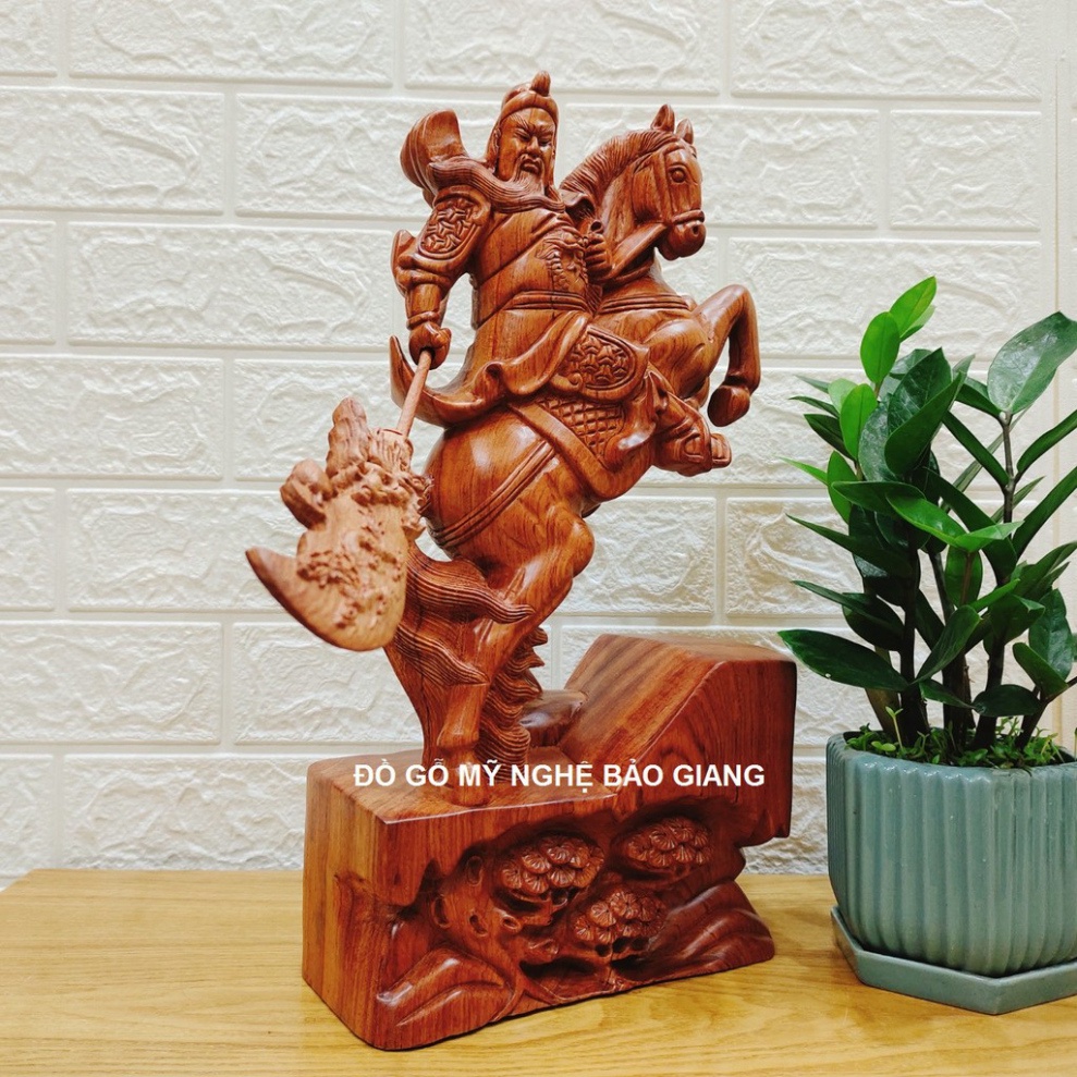 Tượng quan công cưỡi ngựa gỗ hương cao 40 cm