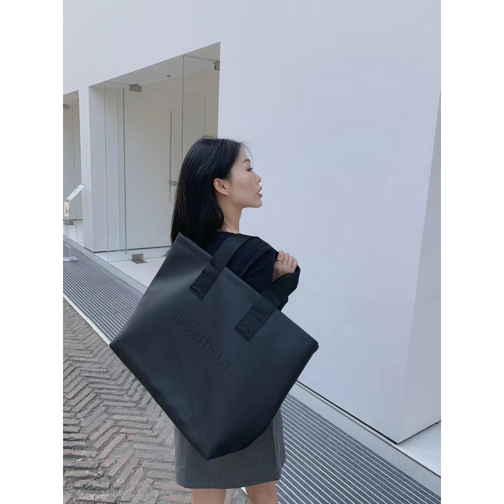 Túi xách đeo vai ESSENTIALS phong cách đường phố mới | BigBuy360 - bigbuy360.vn