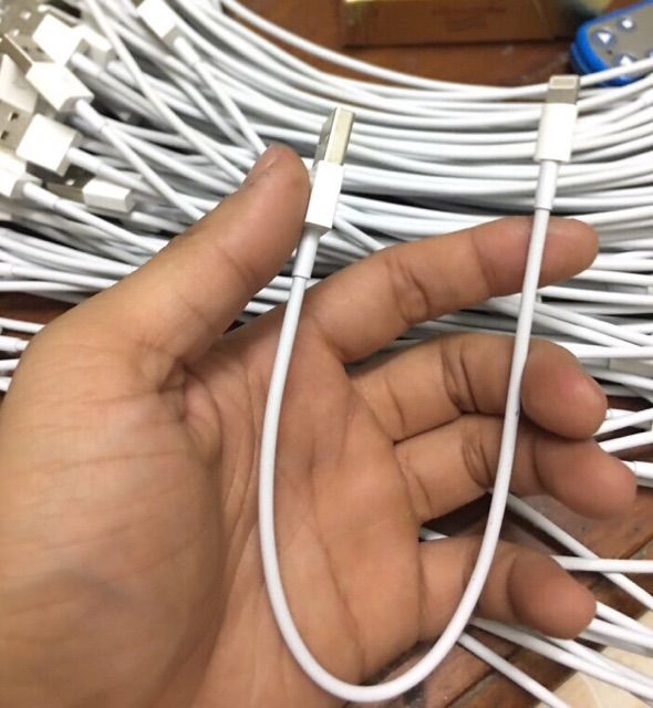 {Sỉ} Dây cable sạc iPhone Lighting ngắn 30cm dùng cùng pin dự phòng, gọn nhẹ và thuận tiện