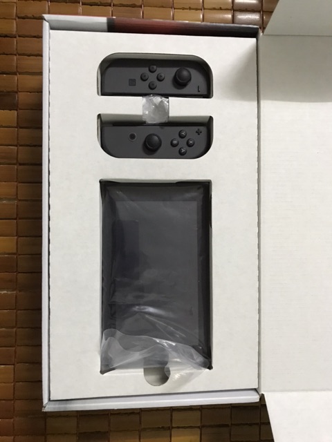 Máy chơi Game Nintendo Switch Full hộp 98%8