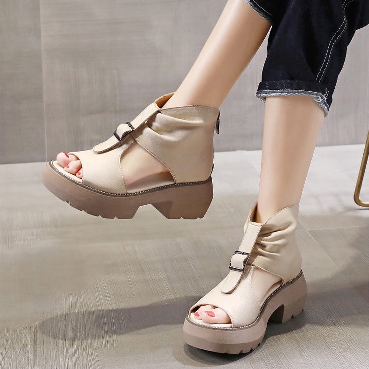 Xăng đan cao gót chất liệu da phong cách thời trang cho nữ