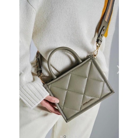 Túi CNk mini vuông