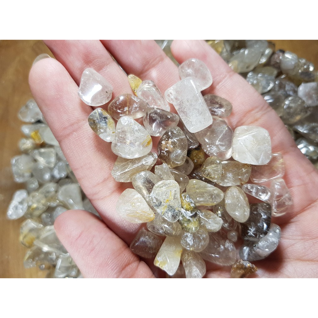 Vụn đá Tóc Vàng