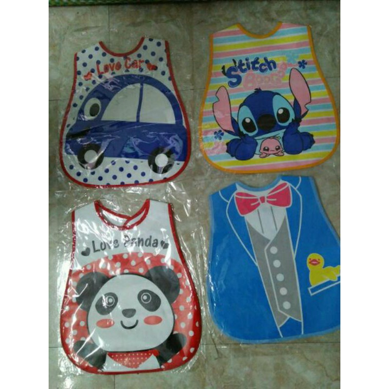 Yếm nhựa có máng cho bé ăn dặm