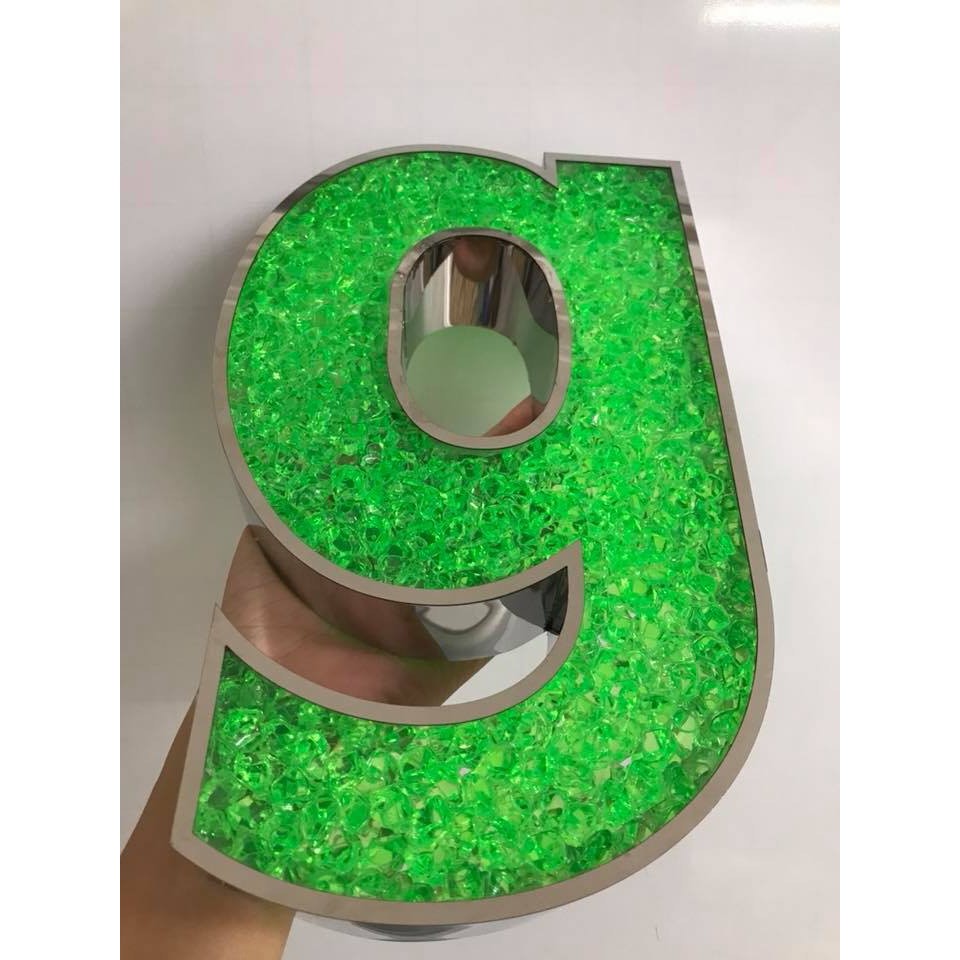 Keo AB epoxy trong suốt làm bàn và đổ hạt nhựa acrylic, keo ab chuyên dán hạt nhựa acrylic,keo ab dính hạt nhựa acrylic