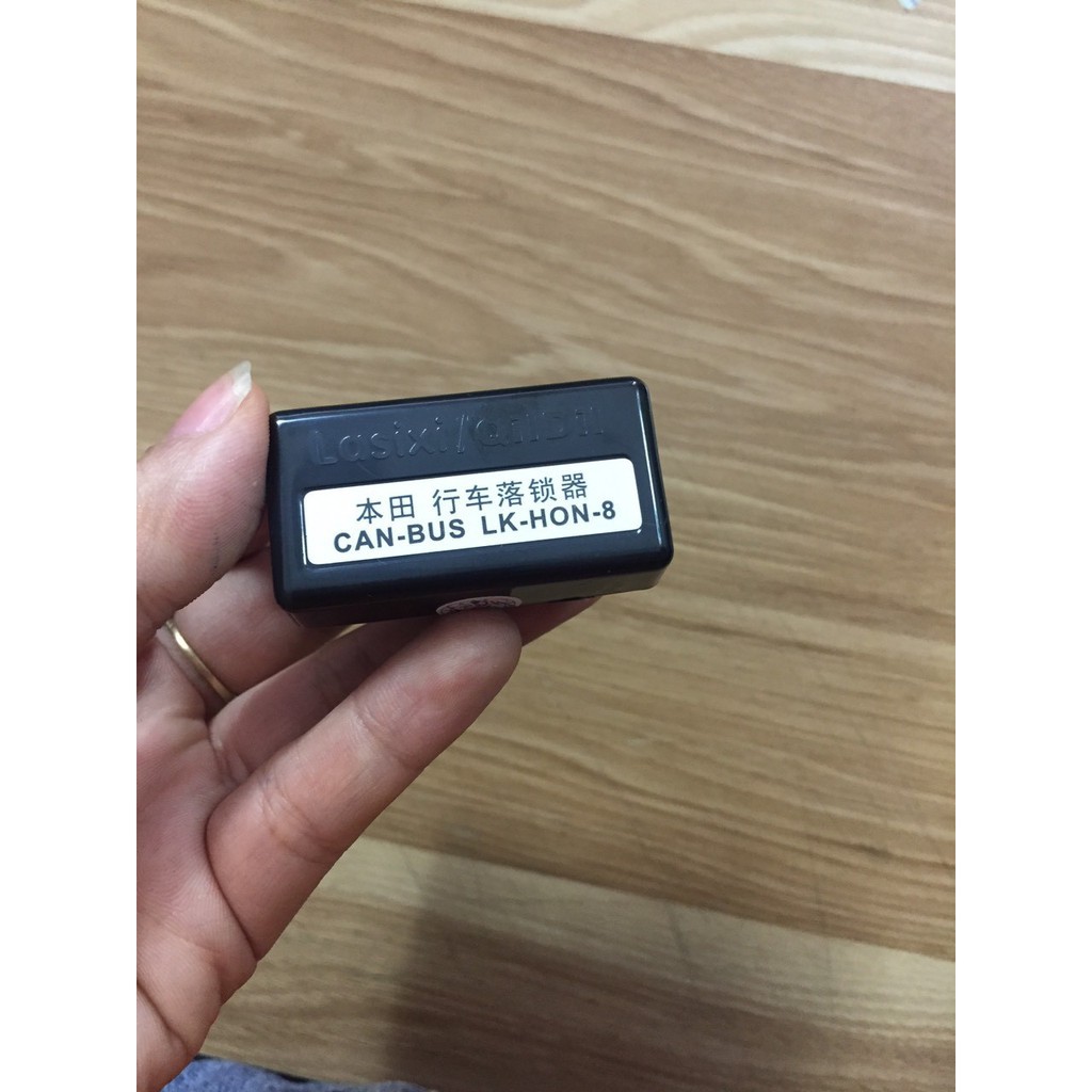 Chốt cửa tự động Tucson 2015 - 2021 Cắm cổng OBD