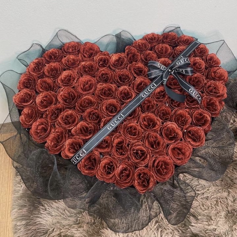 BÓ HOA NHŨ 70 BÔNG CAO CẤP LÀM QUÀ TẶNG SINH NHẬT, KỈ NIỆM