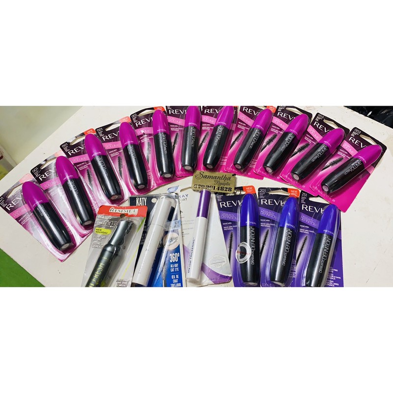 Mascara Revlon tông đen | BigBuy360 - bigbuy360.vn