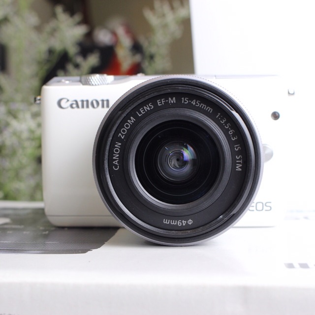 Máy ảnh Canon M10 kit 15-45mm (màu trắng/ đen - 95%)