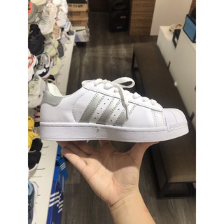 ADIDAS SUPERSTAR