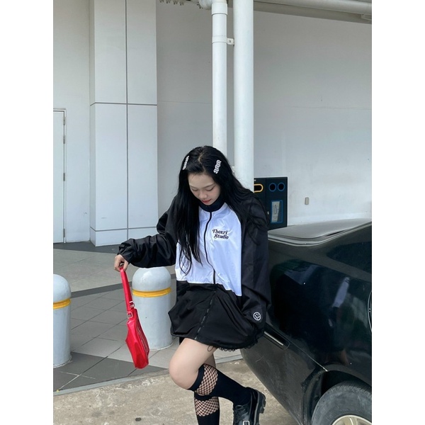 Áo khoác 𝐖𝐢𝐧𝐝𝐛𝐫𝐞𝐚𝐤𝐞𝐫 𝐋𝐎𝐆𝐎 / THOXRI