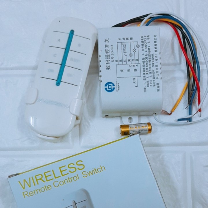 Công tắc điều khiển từ xa 3 kênh bằng sóng RF chuyên dùng cho các thiết bị điện trong nhà, ngôi nhà thôngSIGATO SGT339