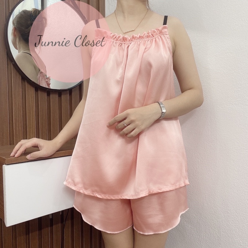 Bộ ngủ lụa 2 dây mặc nhà Junnie Closet