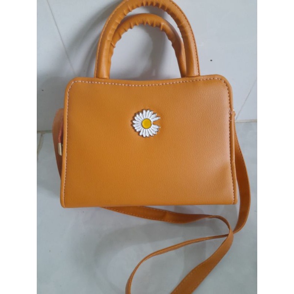 Túi xách công sở hoa cúc