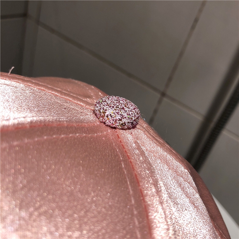 Young and dynamic Korean style cap for women