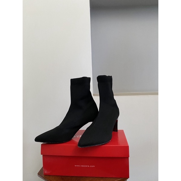 Bốt len thun màu đen thanh lý size 37