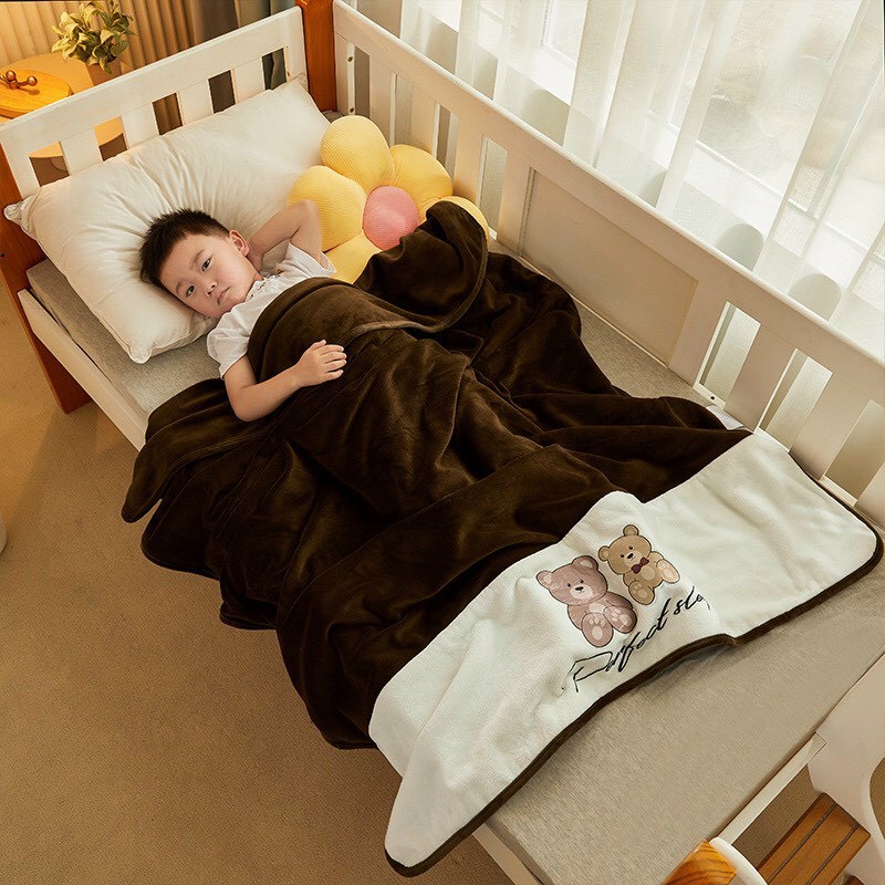 Chăn tuyết siêu mịn Gấu Tendy chính hãng dành cho bé, chất mềm mịn không xổ lông kích thước 110x150xm hàng nhập