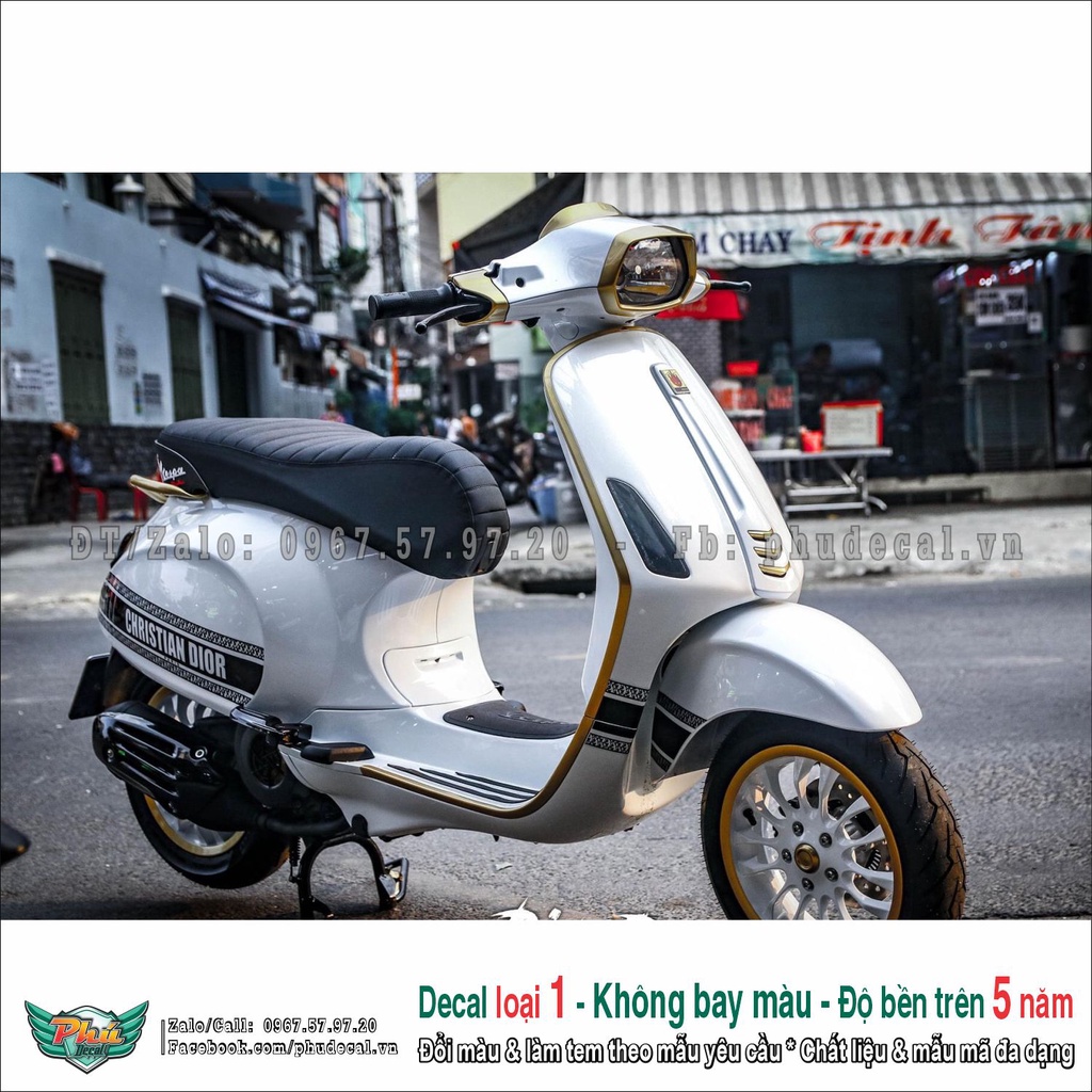 Tem rời Vespa trắng Christian Dior (2)