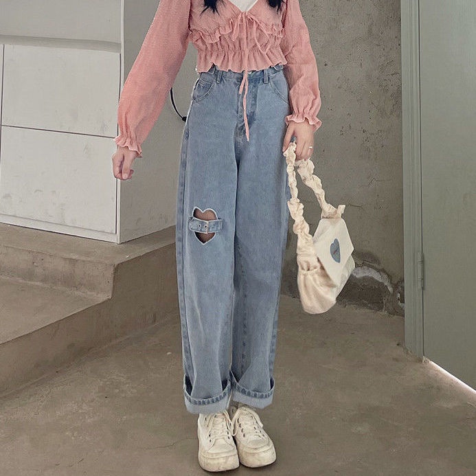 Quần jeans dài ống suông rách đùi cách điệu hình trái tim phong cách thời trang | BigBuy360 - bigbuy360.vn