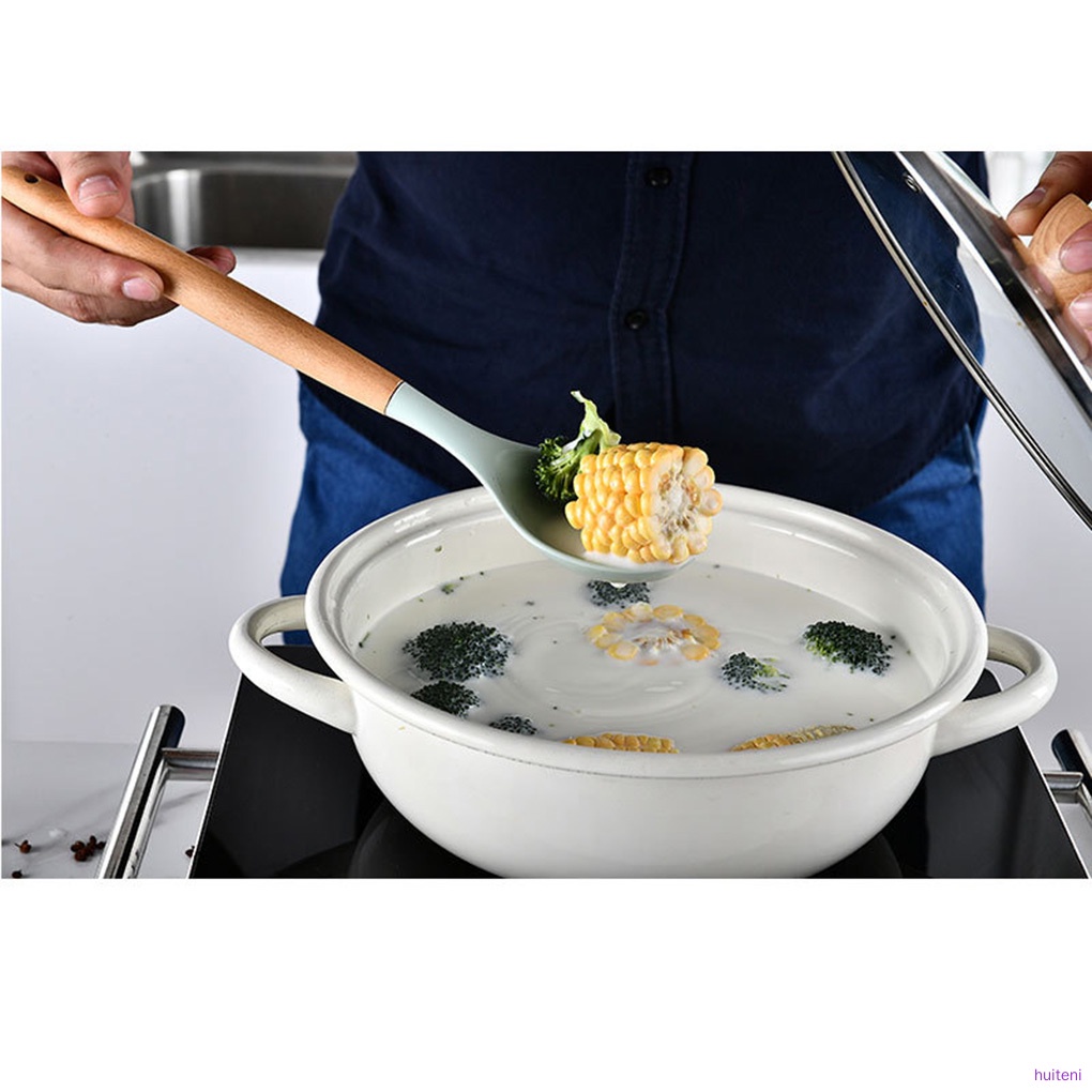 Muỗng Múc Canh Tay Cầm Gỗ Chống Dính Tiện Dụng