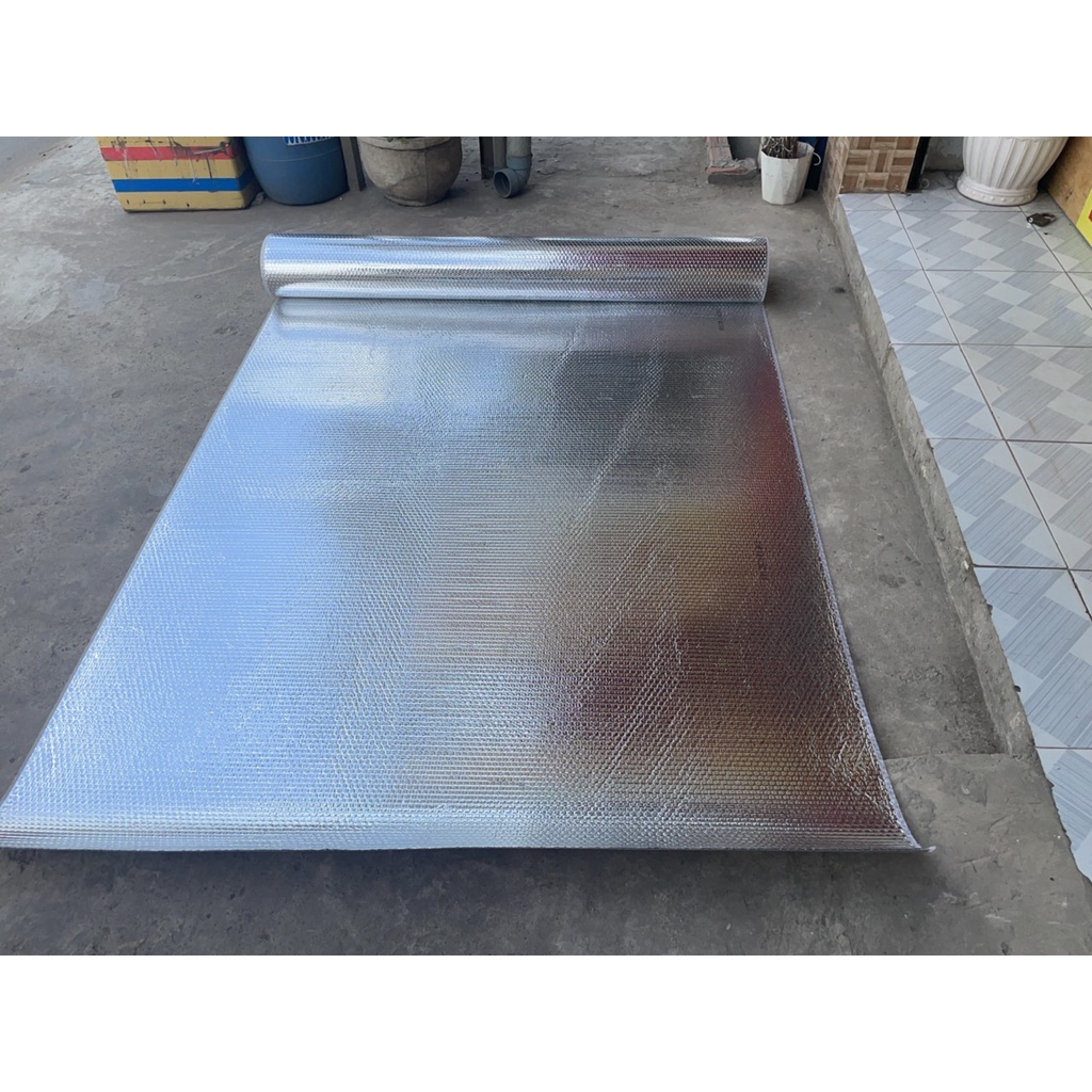 (Khổ cao 1m , 1.5m x 2 mặt bạc x dày 4ly) Tấm cách nhiệt chống nóng mái nhà mái tôn màu bạc kẽm