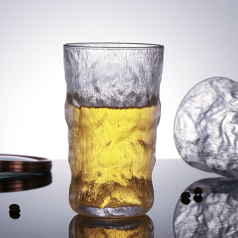 mẫu sông băng giá trị cao cốc nước thủy tinh nữ net người nổi tiếng trong gió uống sữa ly bia nhà