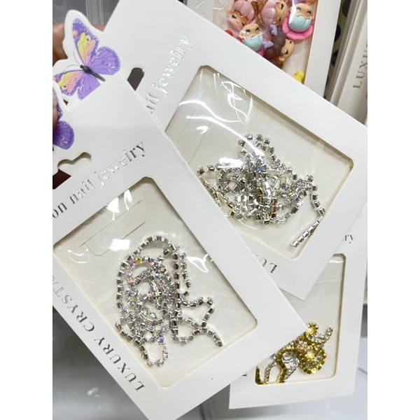 Dây xích đá ánh 7 màu