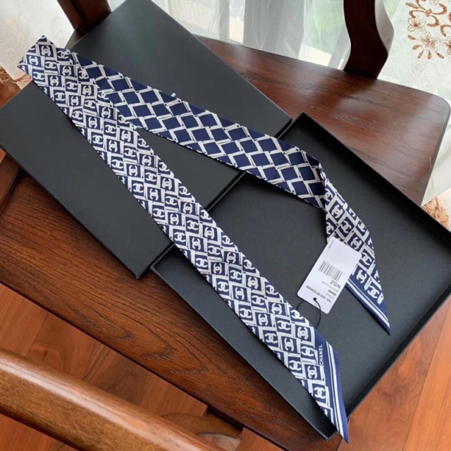 Khăn lụa hãng dài mẫu 2020