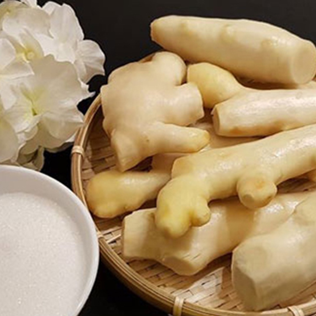 Mứt Gừng Huế 300g Chế Biến Thủ Công Theo Quy Trình Nhà Làm, Đảm Bảo Vệ Sinh An Toàn Thực Phẩm