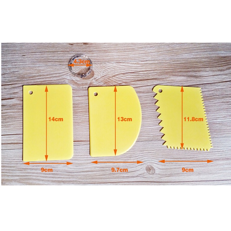 Bộ 2 Dụng Cụ Cạo Trang Trí Bánh Kem Bằng Nhựa 3 Cái Edge