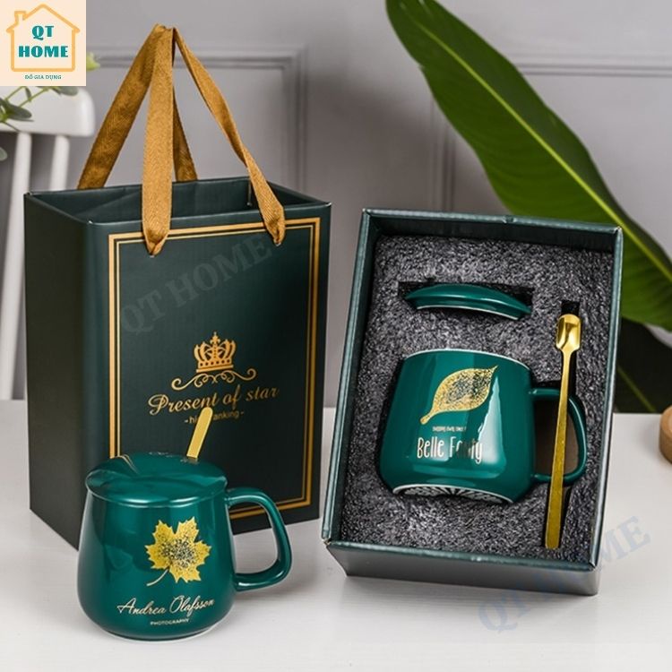 Hộp Quà Tặng Bộ Ly Cốc Bằng Sứ Có Nắp và Muỗng, Thìa, Màu Xanh Cổ Vịt 420mL