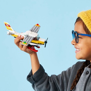Mô Hình Lego City Máy Bay Đưa Thư 60250