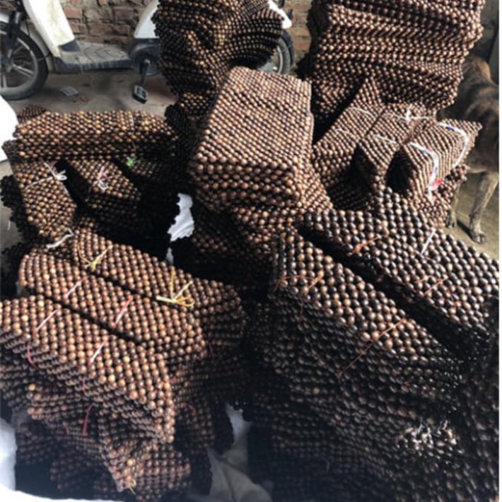 Sản Phẩm Đệm hạt gỗ tựa lưng massage lót ghế ô tô 100% gỗ Mun tự nhiên, đan kết diềm mép cao cấp .