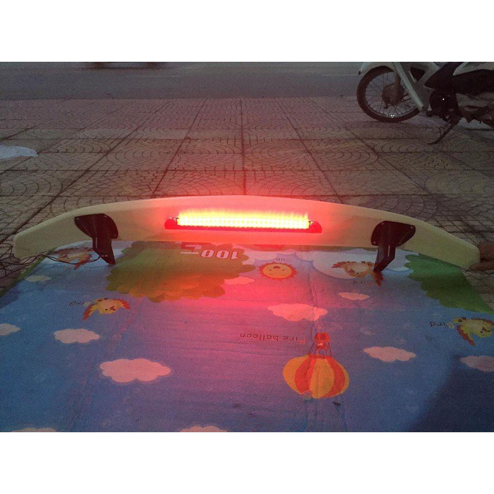 Đuôi gió,Cánh Gió Thể Thao Cao  dành cho Sunny HÀNG LOẠI 1 Cao Cấp