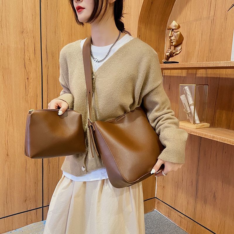 Túi đeo chéo màu trơn đơn giản thời trang cao cấp