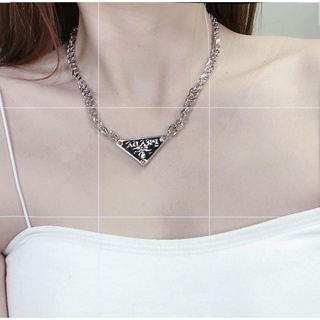 Dây chuyền mặt chữ Prada đơn giản thời trang