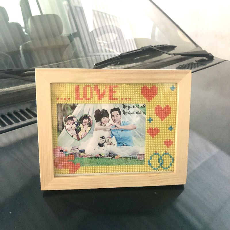 Tranh để bàn đính đá chân dung 15x20