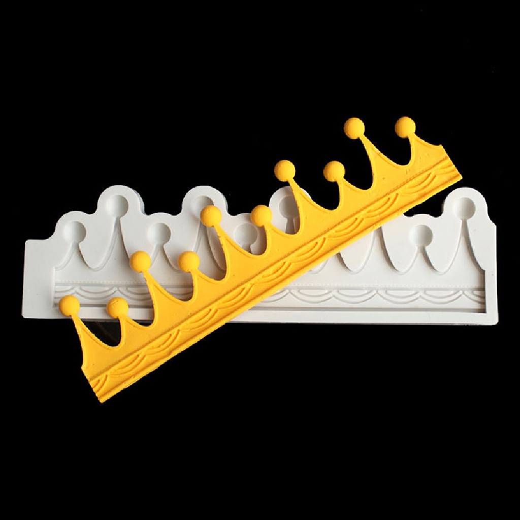 1 silicone Hình Vương Miện