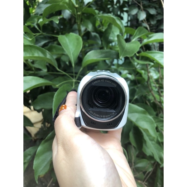Máy quay Canon Ivis HF R42