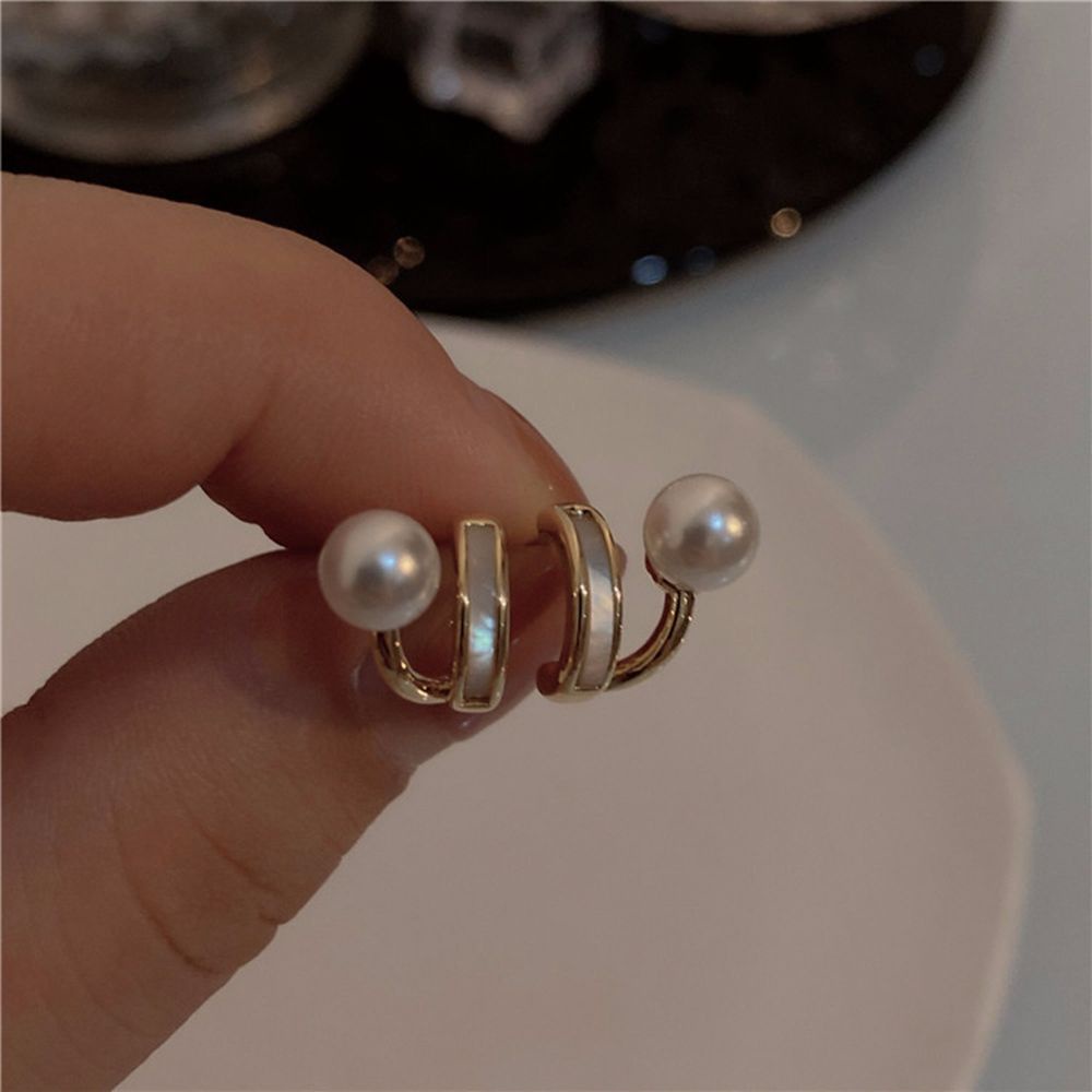 Bông tai hình chữ C đính ngọc trai phong cách Hàn Quốc cổ điển đơn giản dành cho nữ 2LIFE