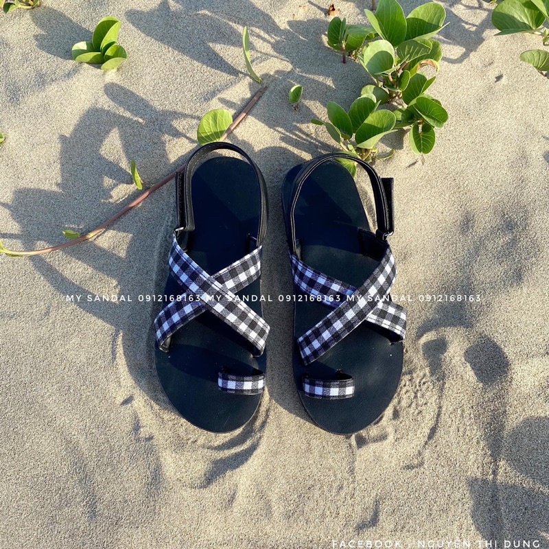 Giày Sandals xỏ ngón quai hậu hoạ tiết caro