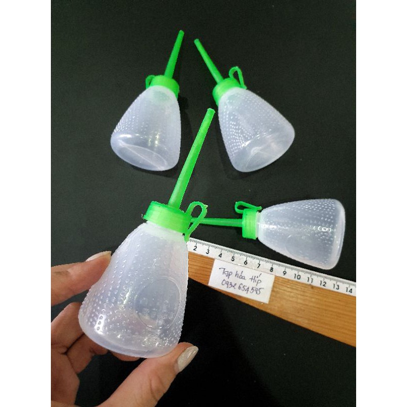 Bình có sẵn dầu máy