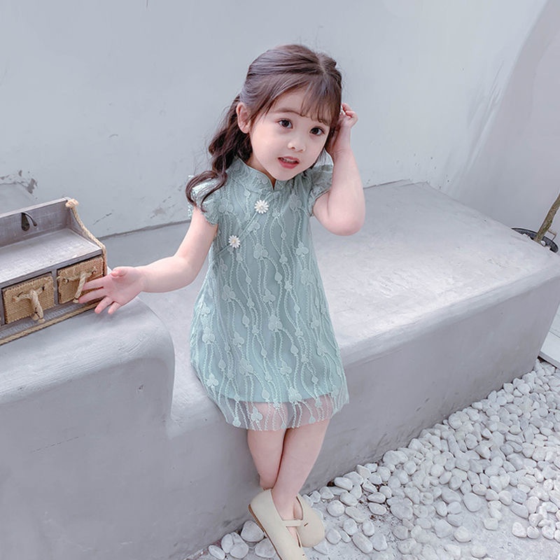 Đầm sườn xám phối ren xinh xắn cho bé gái năm mới