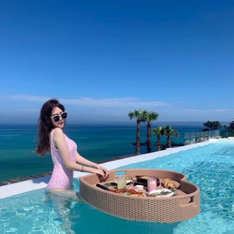 Bikini đi biển, bộ bơi liền mảnh hở lưng Dior 2 màu hồng, xanh Vivi Shop